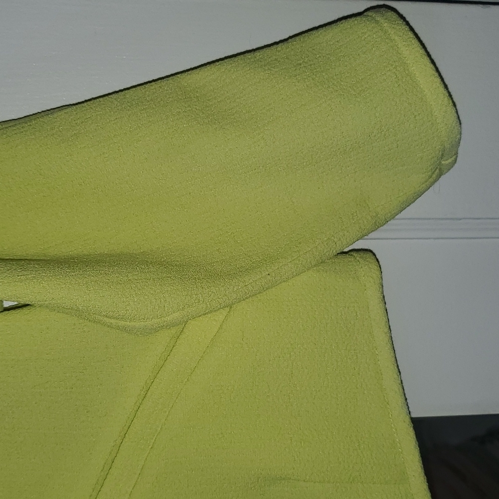 Jacket - Picture 3 of 4